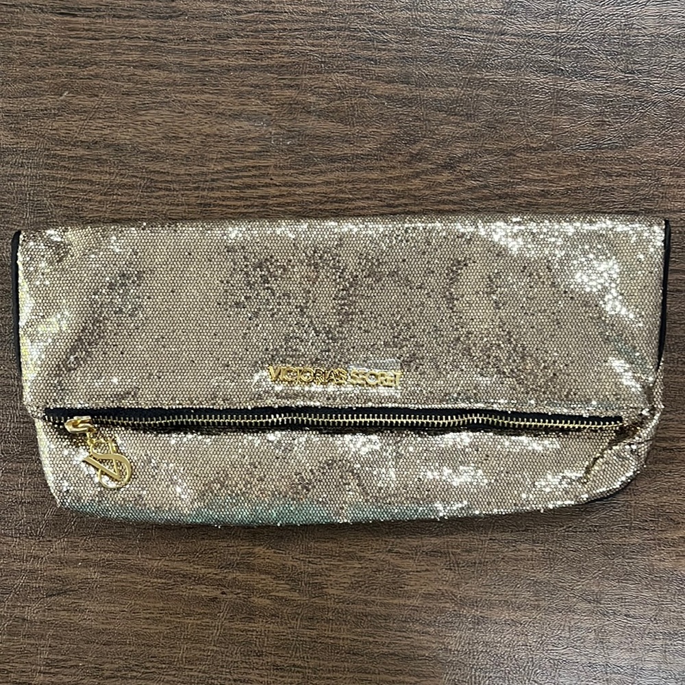 Victoria’s Secret Beauty Bag